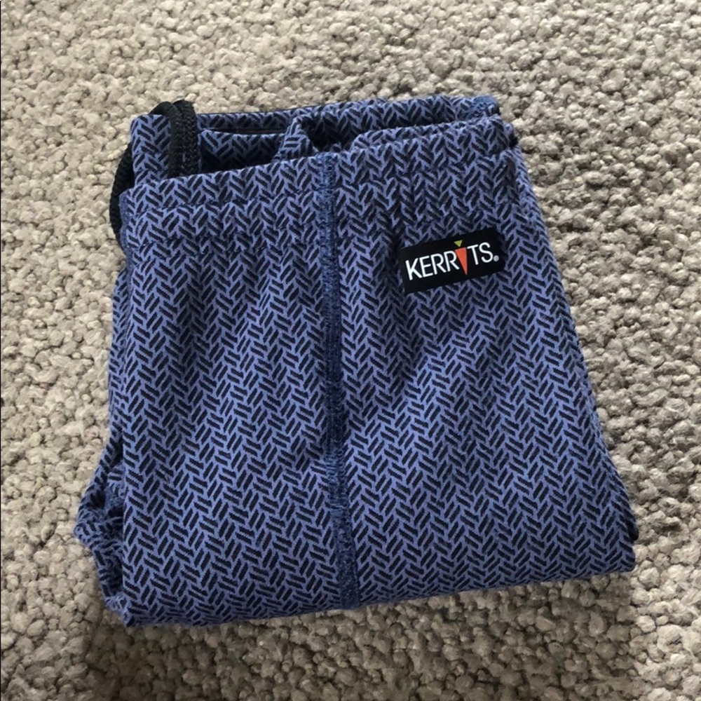 large kerrit riding leggings!